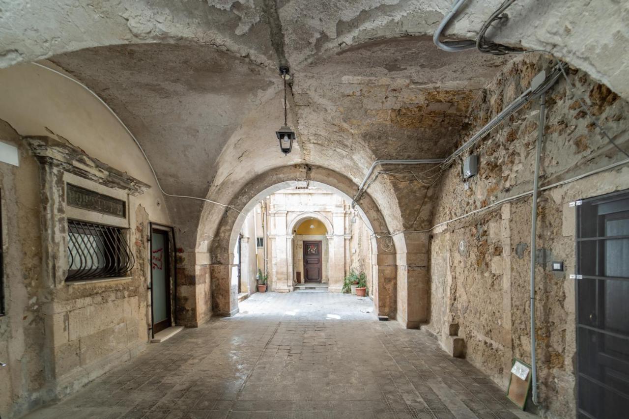 Lovely Studio In The Historic Center Of Ortigia Syracuse Exterior photo